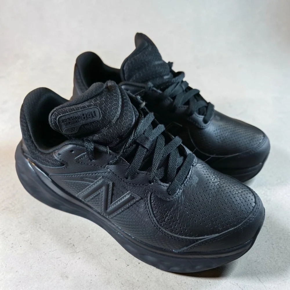 New Balance Fresh Foam WW840FB1 Mens 9.5 D Black Non Slip Oil Resistant Work